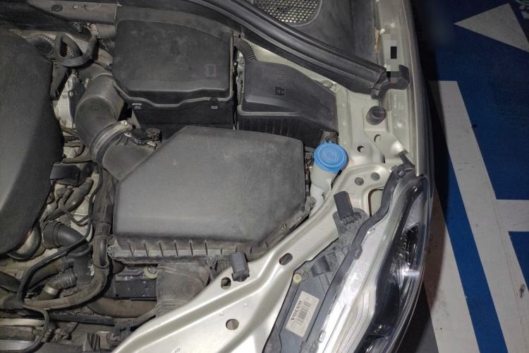 Used Volvo XC60 2017 T5 AWD Smart Drive Edition Engine Bay Left