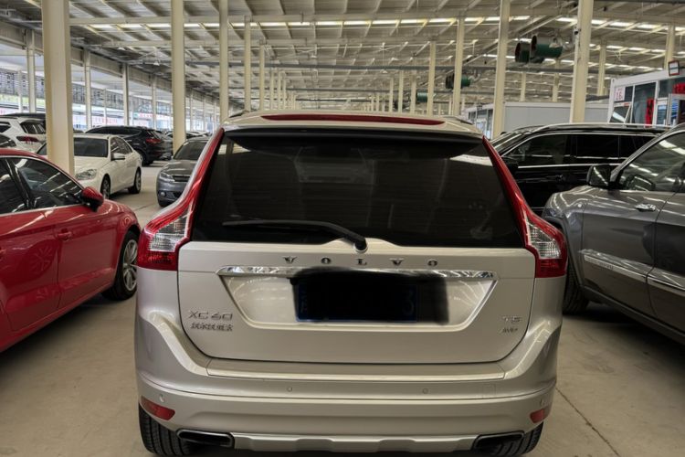 Used Volvo XC60 2017 T5 AWD Smart Upgrade Edition Exterior 5