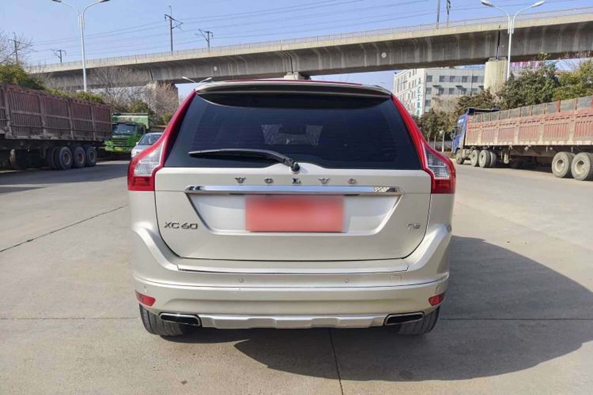 Used Volvo XC60 2017 T5 Smart Upgrade Edition Exterior 8
