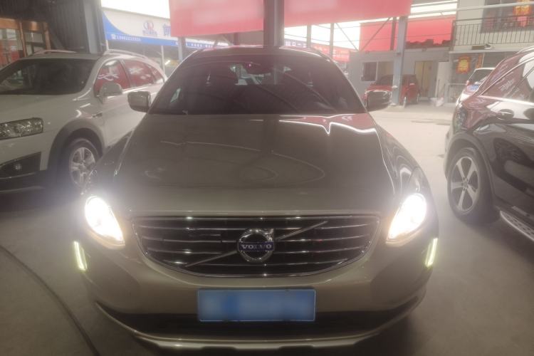 Used Volvo XC60 2017 T5 AWD Smart Upgrade Edition Front