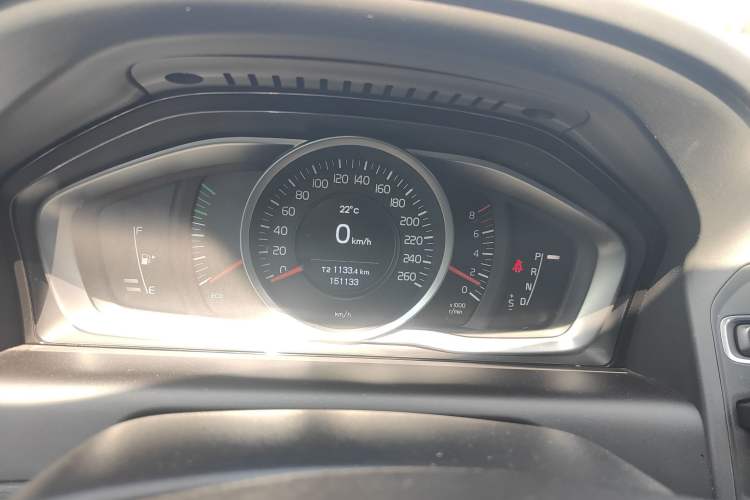 Used Volvo XC60 2017 T5 Smart Upgrade Edition Instrument Cluster
