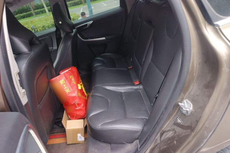 Used Volvo XC60 2017 T5 Smart Upgrade Edition Left Rear Seat
