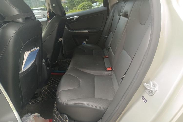 Used Volvo XC60 2017 T5 Smart Upgrade Edition Left Rear Seat