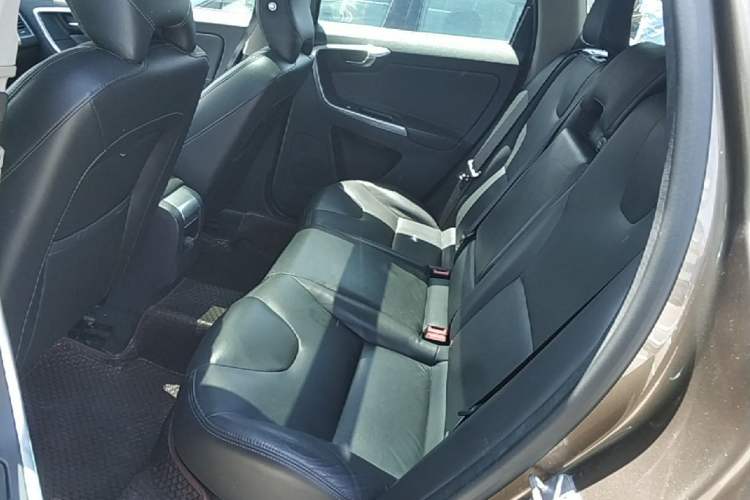 Used Volvo XC60 2017 T5 Smart Upgrade Edition Left Rear Seat