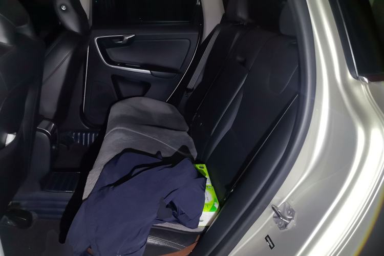 Used Volvo XC60 2017 T5 Smart Upgrade Edition Left Rear Seat
