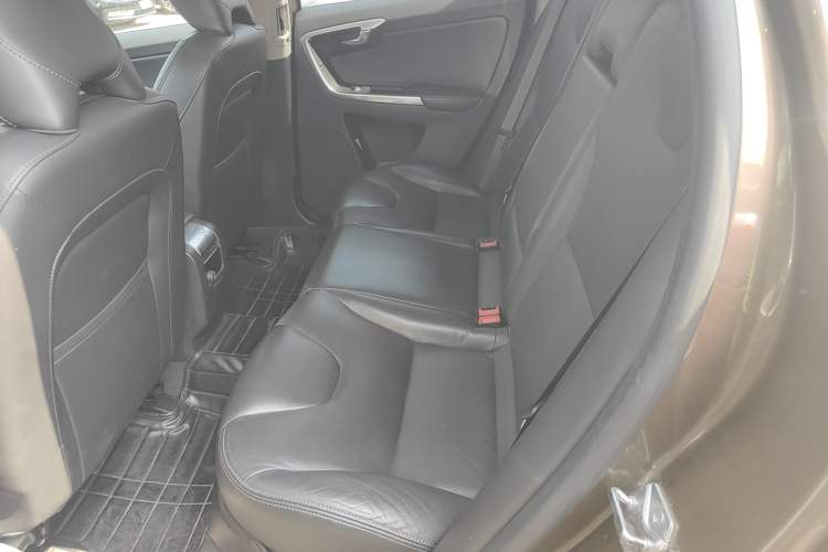 Used Volvo XC60 2017 T5 Smart Upgrade Edition Left Rear Seat