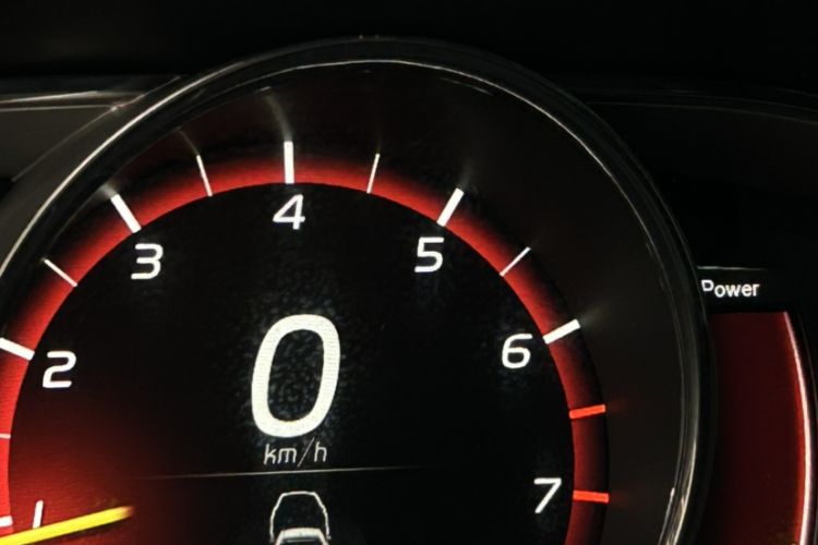 Used Volvo XC60 2017 T5 AWD Smart Upgrade Edition Odometer Close Up