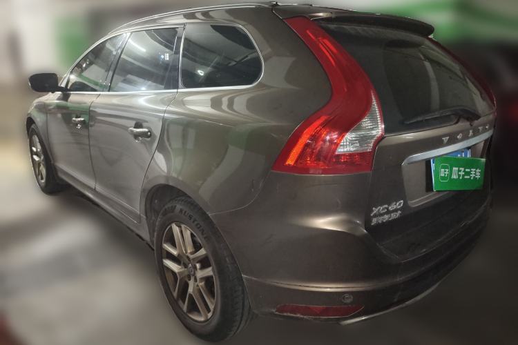 Used Volvo XC60 2017 T5 Smart Upgrade Edition Rear Left 45 Deg