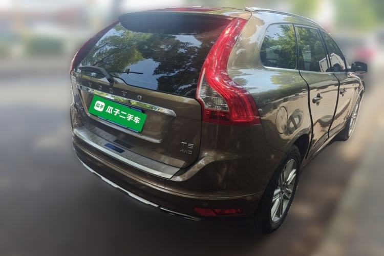 Used Volvo XC60 2017 T5 AWD Smart Upgrade Edition Rear Right 45 Deg