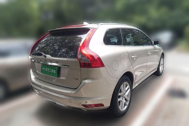Used Volvo XC60 2017 T5 Smart Upgrade Edition Rear Right 45 Deg