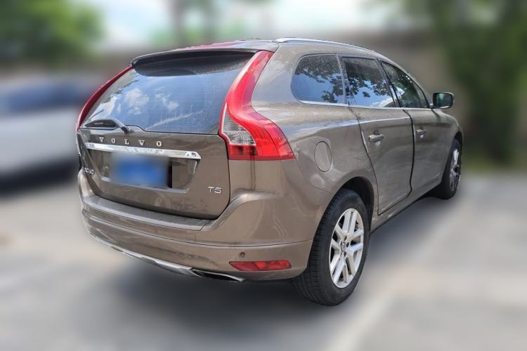 Used Volvo XC60 2017 T5 Smart Upgrade Edition Rear Right 45 Deg