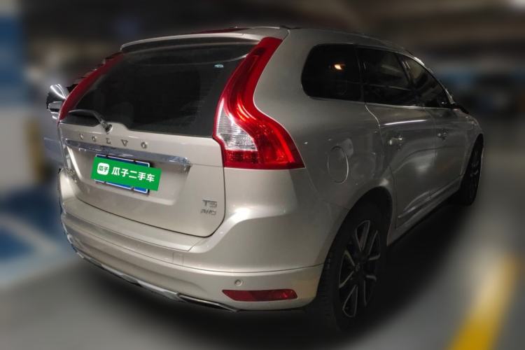 Used Volvo XC60 2017 T5 AWD Smart Drive Edition Rear Right 45 Deg