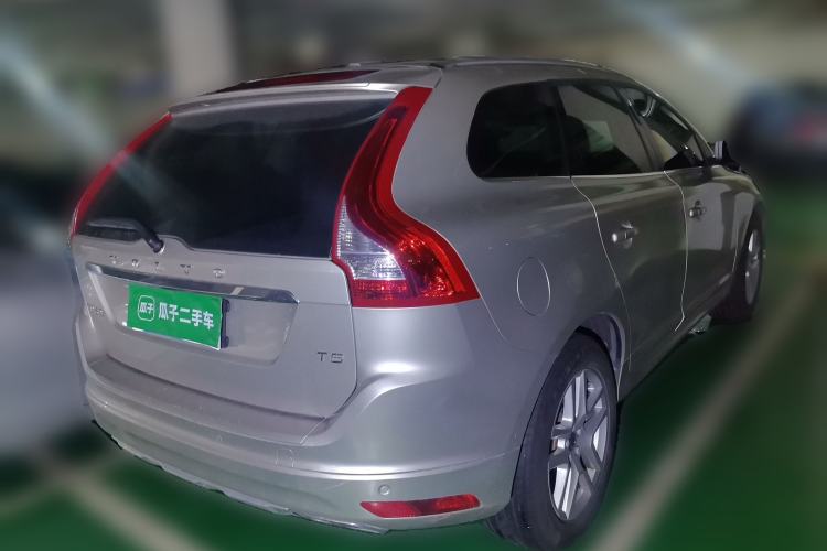 Used Volvo XC60 2017 T5 Smart Upgrade Edition Rear Right 45 Deg