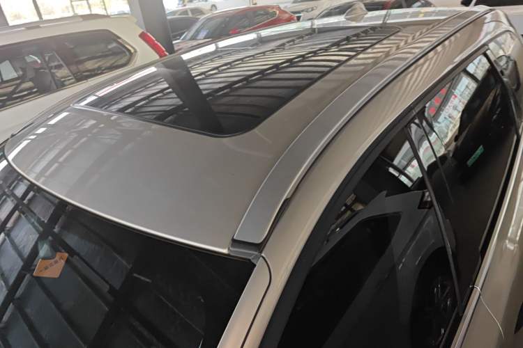 Used Volvo XC60 2017 T5 Smart Upgrade Edition Roof