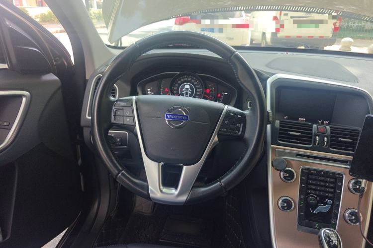 Used Volvo XC60 2017 T5 AWD Smart Upgrade Edition Steering Wheel