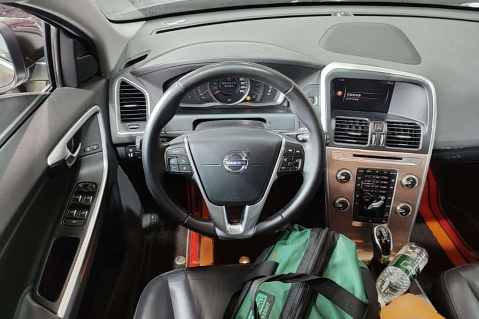 Used Volvo XC60 2017 T5 AWD Smart Upgrade Edition Steering Wheel