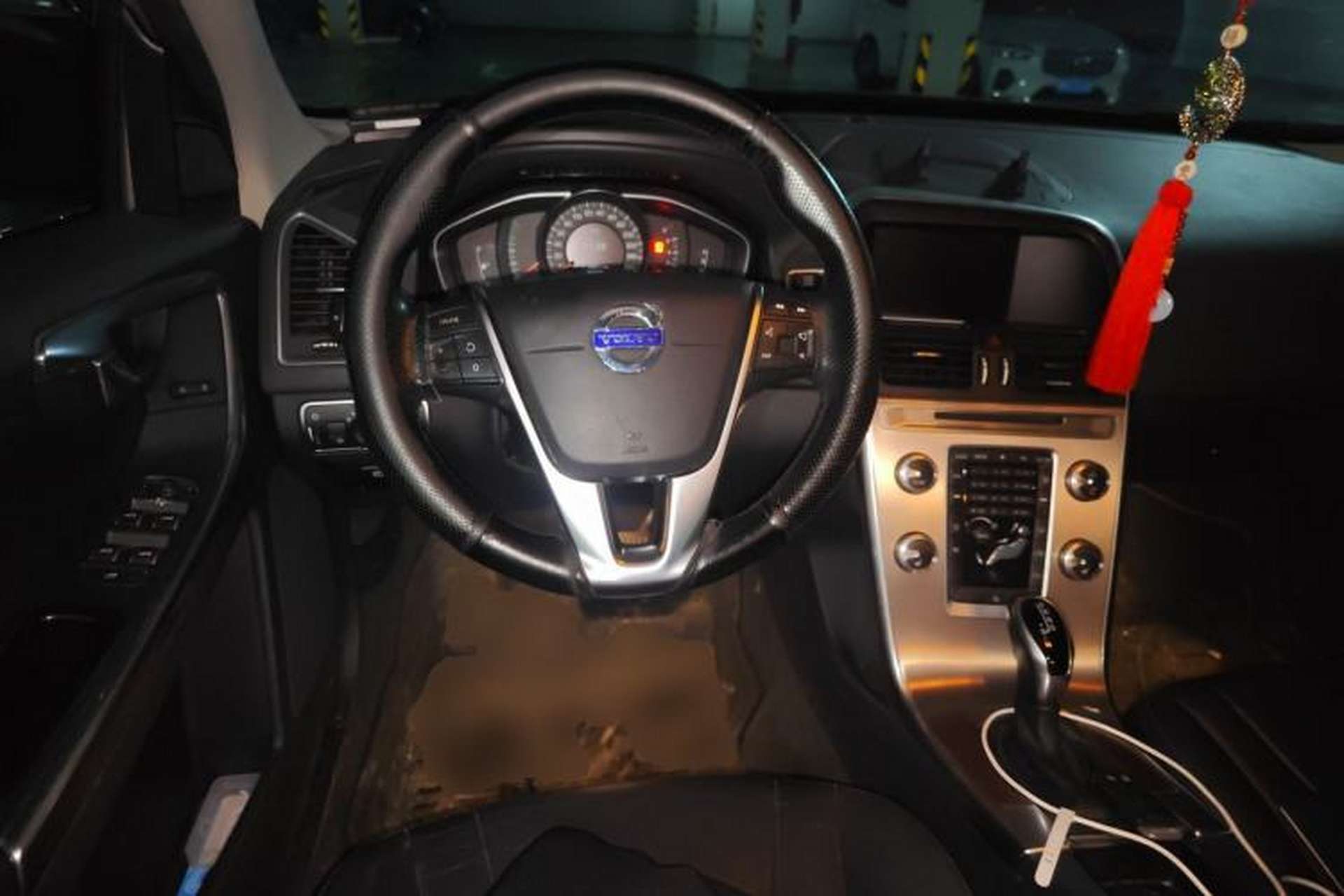 Used Volvo XC60 2017 T5 Smart Upgrade Edition Steering Wheel