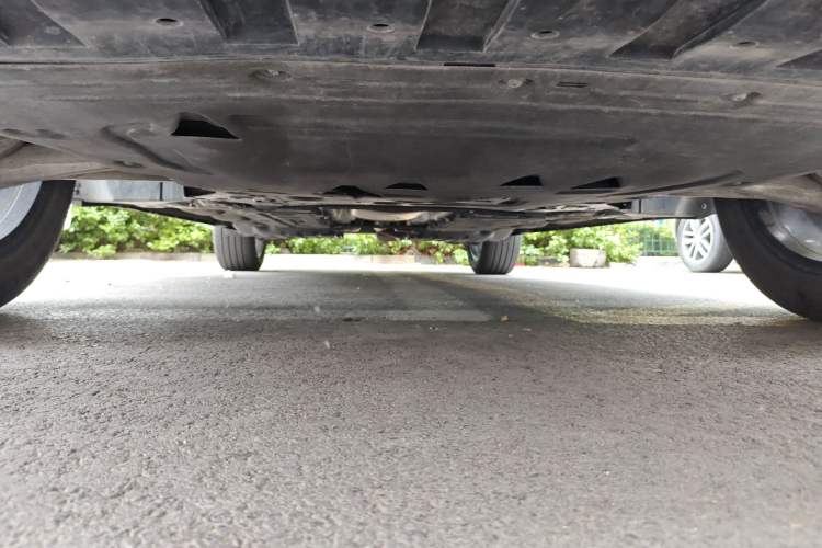 Used Volvo XC60 2018 T5 4x4 Zhiya Luxury Edition Chassis Front