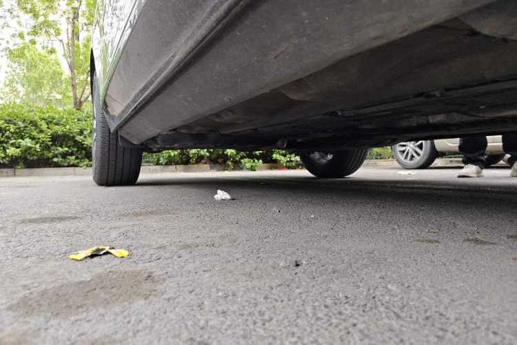 Used Volvo XC60 2018 T5 4x4 Zhiya Luxury Edition Chassis Front Right