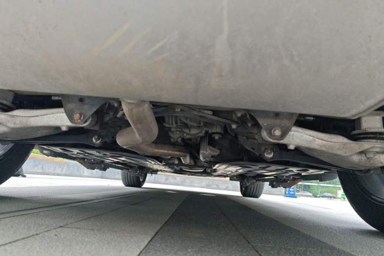 Used Volvo XC60 2018 T5 4x4 Smart Edition Chassis Rear