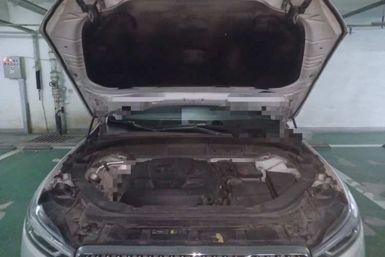Used Volvo XC60 2018 T5 4x4 Zhiya Luxury Edition Engine Bay