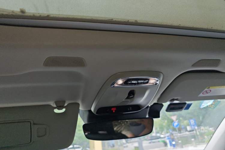Used Volvo XC60 2018 T5 4x4 Smart Edition Headliner