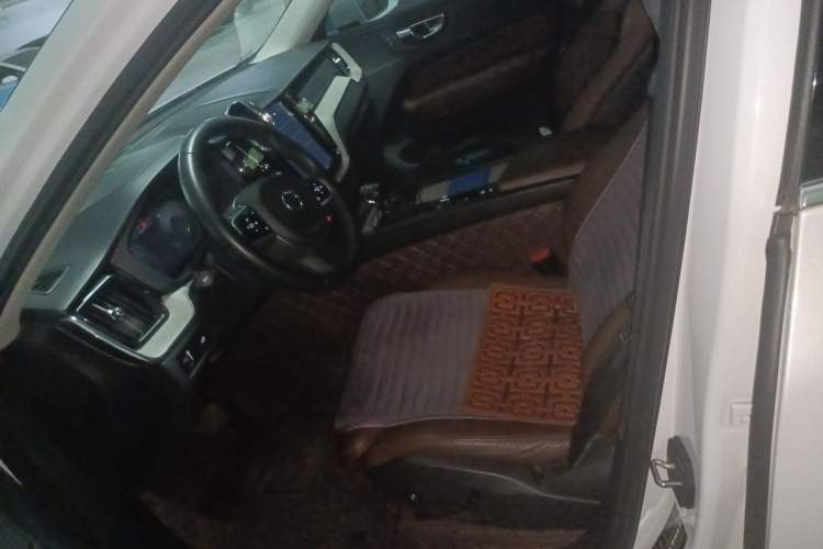 Used Volvo XC60 2018 T5 4x4 Zhiya Luxury Edition Left Front Seat
