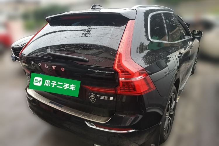 Used Volvo XC60 2018 T5 4x4 Zhiya Luxury Edition Rear Right 45 Deg