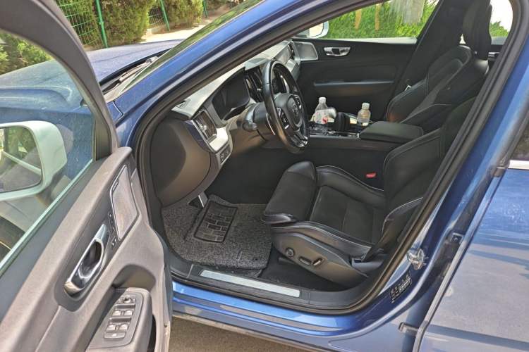Used Volvo XC60 2018 T5 4x4 Zhiya Sport Edition Driver Seat