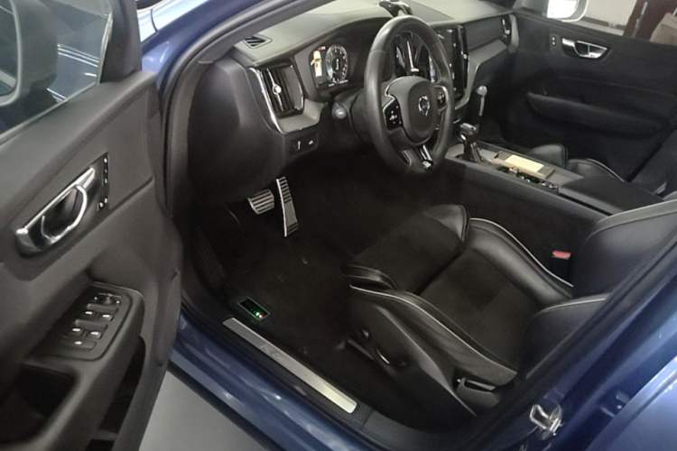 Used Volvo XC60 2018 T5 4x4 Zhiya Sport Edition Driver Seat