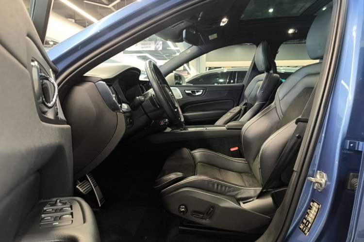 Used Volvo XC60 2018 T5 4x4 Zhiya Sport Edition Driver Seat