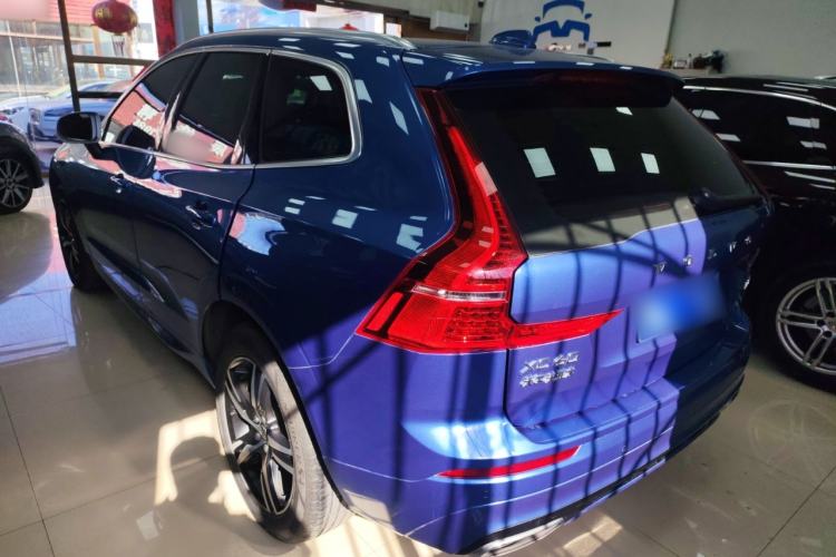 Used Volvo XC60 2018 T5 4x4 Smart & Sporty Edition Exterior 2