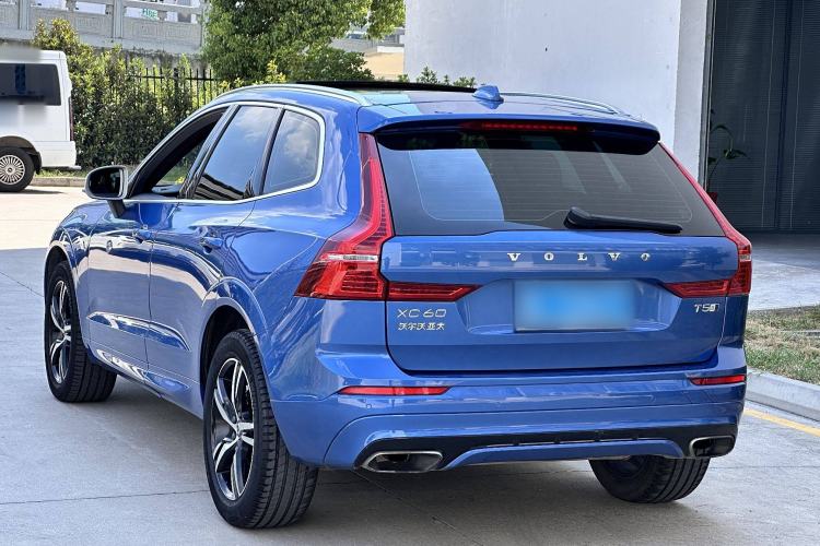 Used Volvo XC60 2018 T5 4x4 Smart & Sporty Edition Exterior 3