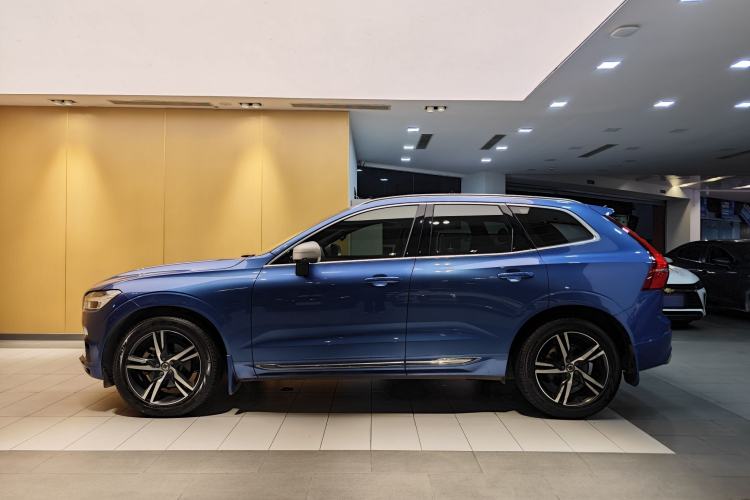 Used Volvo XC60 2018 T5 4x4 Smart & Sporty Edition Exterior 6