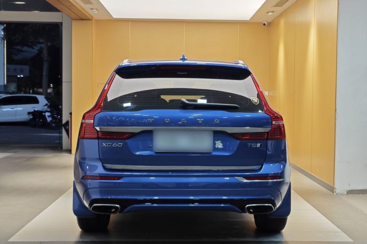 Used Volvo XC60 2018 T5 4x4 Smart & Sporty Edition Exterior 9