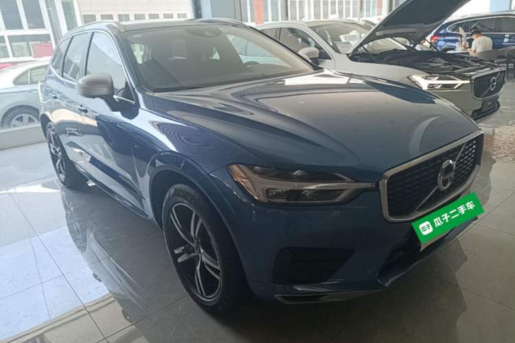 Used Volvo XC60 2018 T5 4x4 Zhiya Sport Edition Front Right 45 Deg