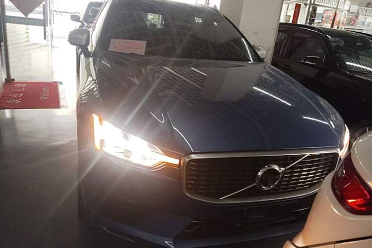 Used Volvo XC60 2018 T5 4x4 Zhiya Sport Edition Front