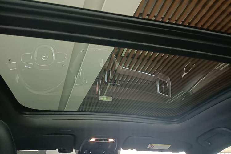 Used Volvo XC60 2018 T5 4x4 Zhiya Sport Edition Headliner