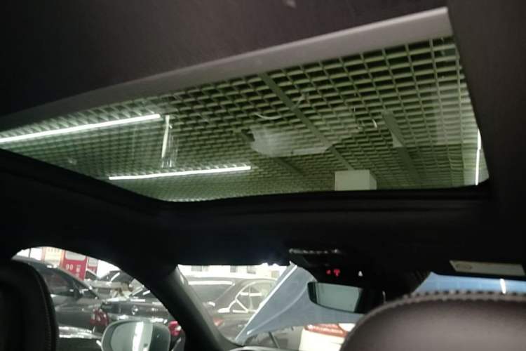 Used Volvo XC60 2018 T5 4x4 Zhiya Sport Edition Headliner