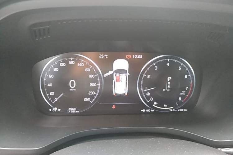 Used Volvo XC60 2018 T5 4x4 Zhiya Sport Edition Instrument Cluster