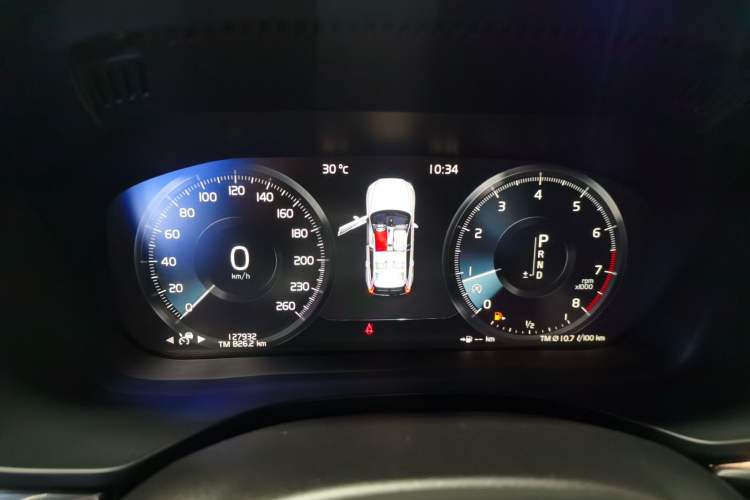 Used Volvo XC60 2018 T5 4x4 Smart & Sporty Edition Instrument Cluster