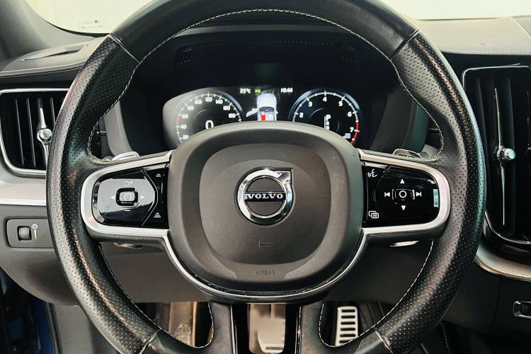 Used Volvo XC60 2018 T5 4x4 Zhiya Sport Edition Interior 1