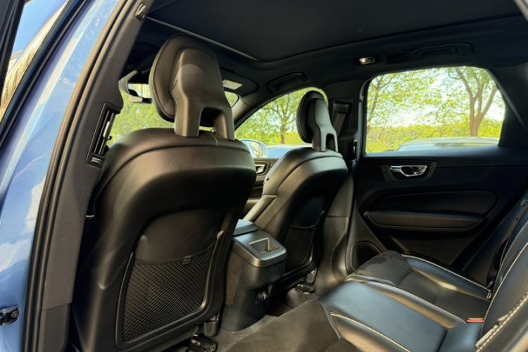 Used Volvo XC60 2018 T5 4x4 Smart & Sporty Edition Interior 5