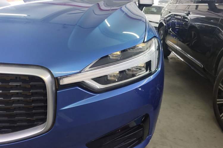 Used Volvo XC60 2018 T5 4x4 Smart & Sporty Edition Left Front Headlight