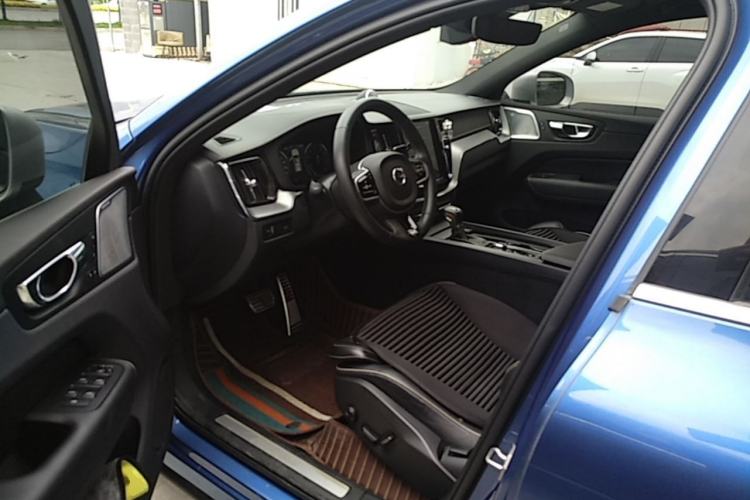 Used Volvo XC60 2018 T5 4x4 Zhiya Sport Edition Left Front Seat
