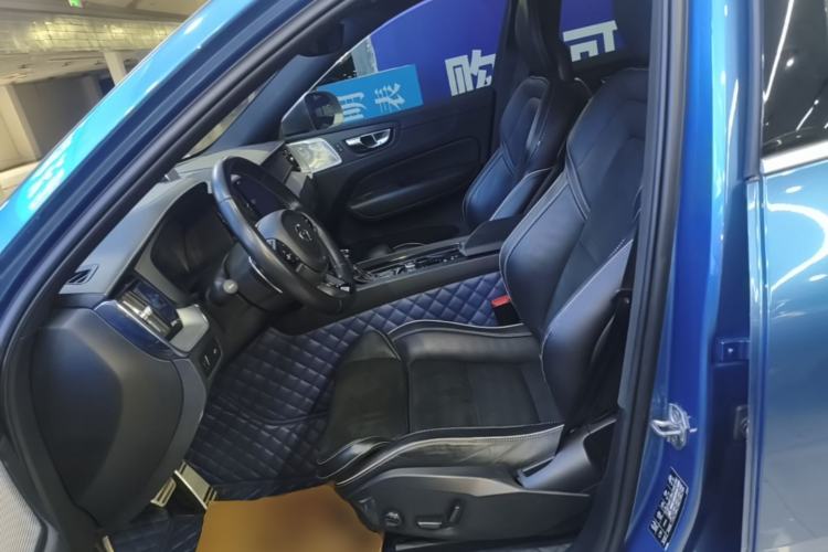 Used Volvo XC60 2018 T5 4x4 Zhiya Sport Edition Left Front Seat