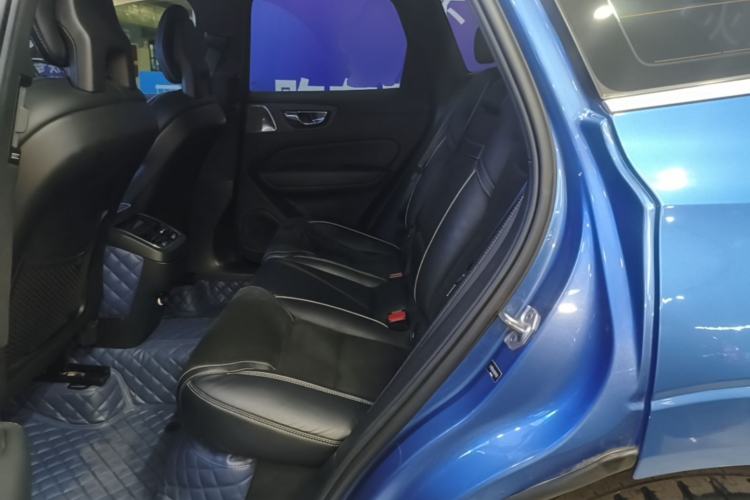 Used Volvo XC60 2018 T5 4x4 Zhiya Sport Edition Left Rear Seat