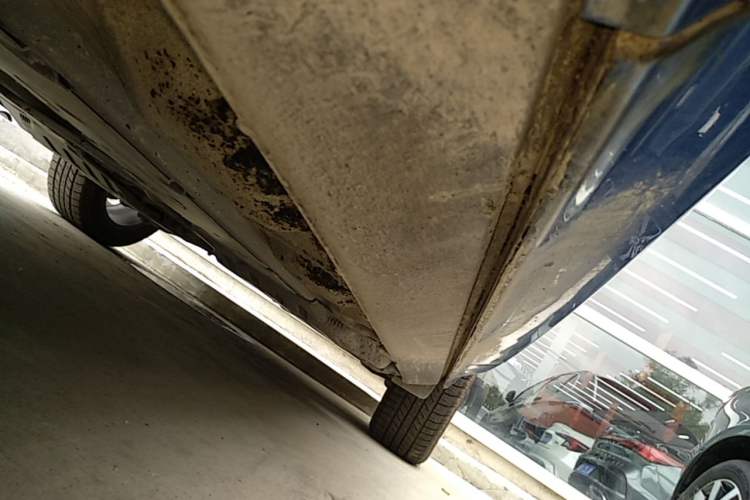 Used Volvo XC60 2018 T5 4x4 Zhiya Sport Edition Left Side Sill