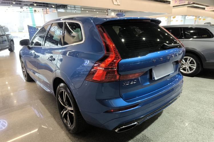 Used Volvo XC60 2018 T5 4x4 Zhiya Sport Edition Rear Left 45 Deg
