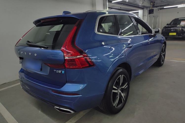 Used Volvo XC60 2018 T5 4x4 Smart & Sporty Edition Rear Right 45 Deg